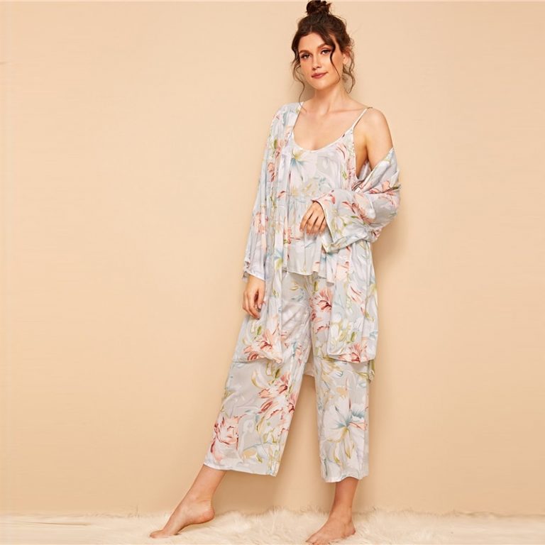 Women Floral Print Cami Pajama Set With Robe Power Day Sale