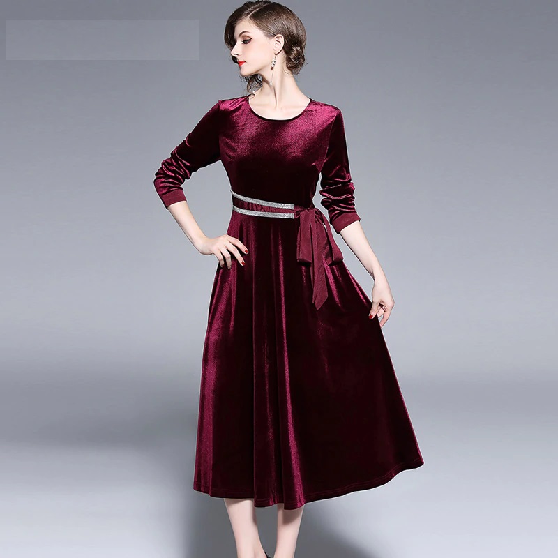Top 176+ vintage velvet evening gowns best - camera.edu.vn