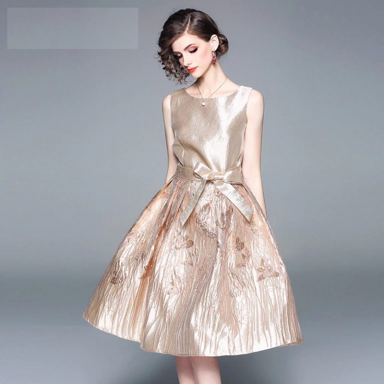 Elegant High Quality Lace Long Dress - Power Day Sale