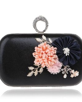 Finger Ring Diamonds Flower Metal Day Clutches