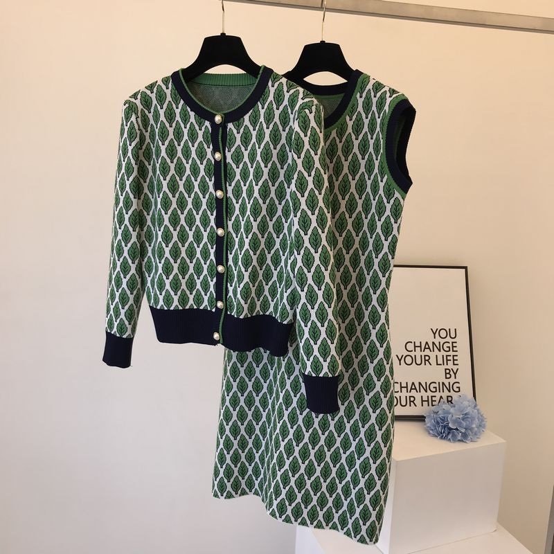 Knitted Leaf Cardigans Dress Two-piece Suit