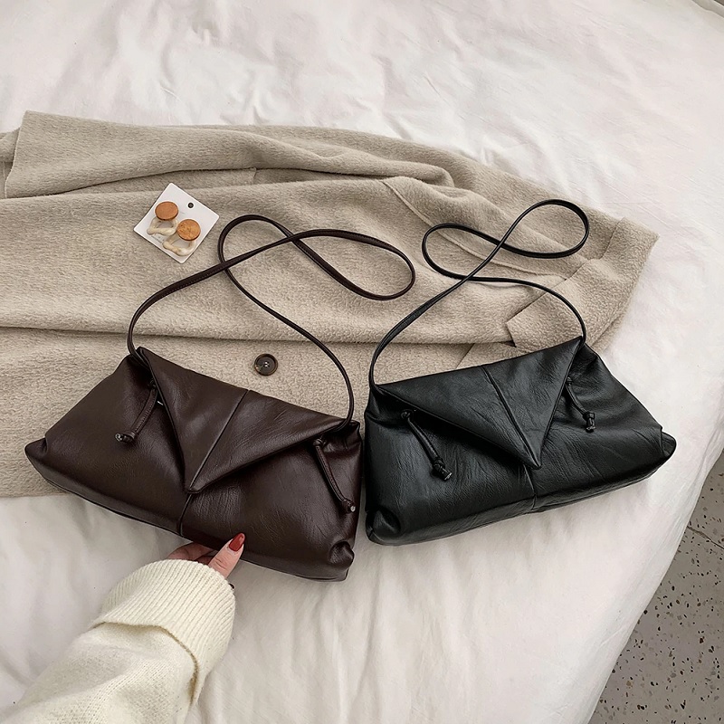 New Cloud Bag Fold Bag Leather Bag Single shoulder Envelope Clutch Bag5