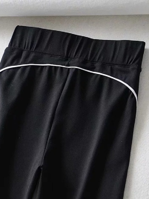 Stitch Line Half Length Tight Yoga Pants - Power Day Sale