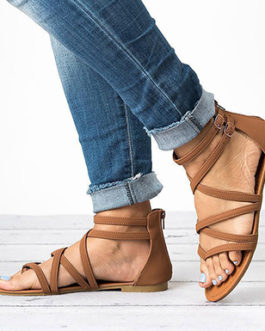 Flat Sandals – Narrow Crisscrossed Straps