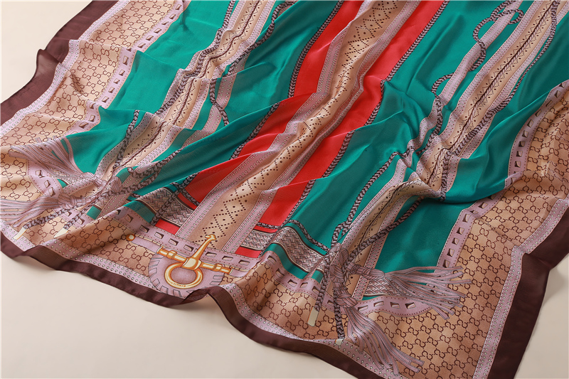 Fashion High Quality Print Silk Scarf3
