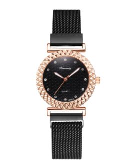Elegant Magnet Diamond Quartz Wrist Watch