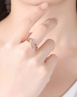 Fashion Luxury Metal Crystal Ring