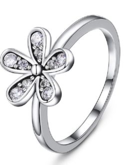 Flower Luxury Crystal Wedding Ring