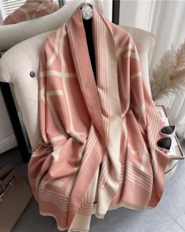 Casual Double Sided Print Thick Warm Scarf