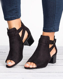 Women's Chunky Mid Heel shoes - Open Toes / Double Strap Trim