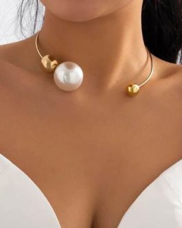 Elegant Goth Big White Imitation Pearl Choker Necklace