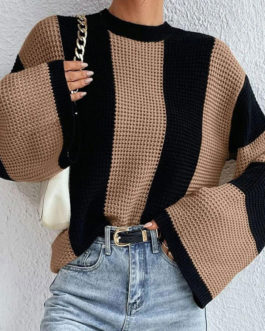Sweater Khaki Two-Tone Jewel Neck Oversized Pullover