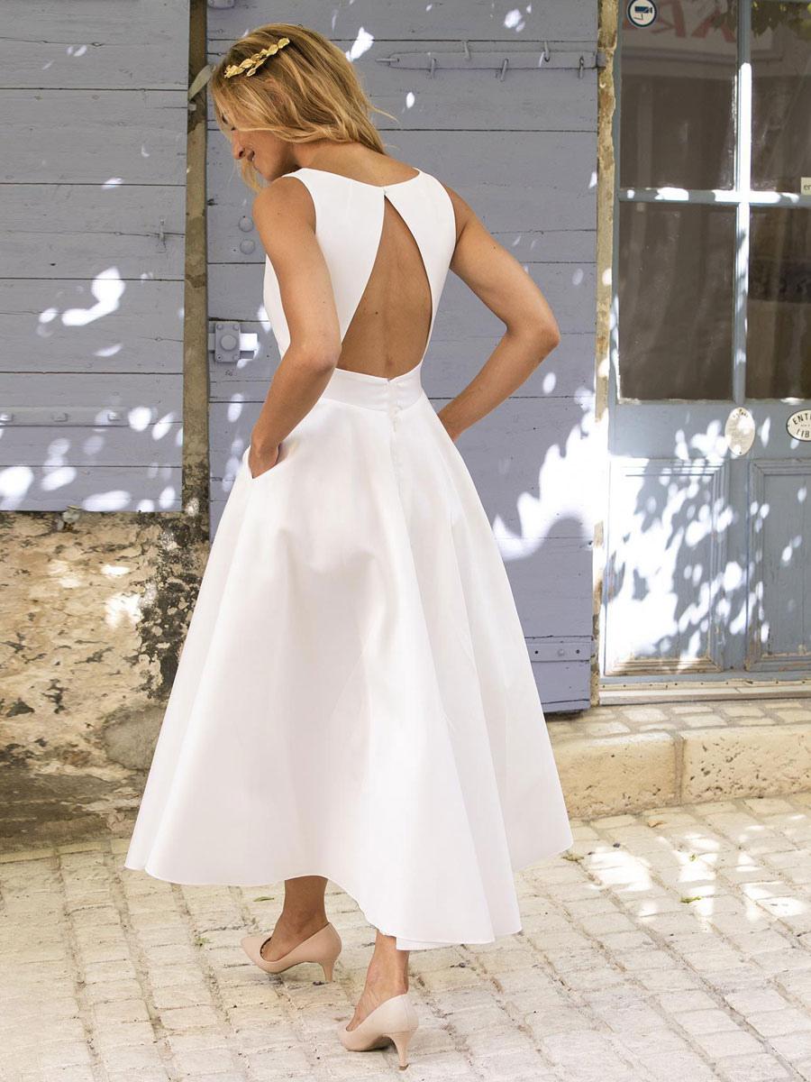 Party Dresses White V-Neck Pockets Sleeveless Backless Semi Formal Dress