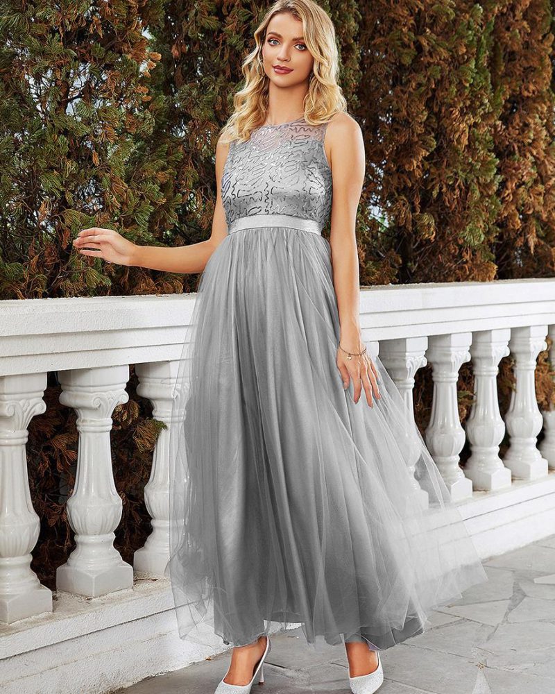 8e6b941d-57c1-4a7f-8569-fee443fd5dcd Embellished Lace Party Dress Sleevesless Translucent Back Prom Dresses