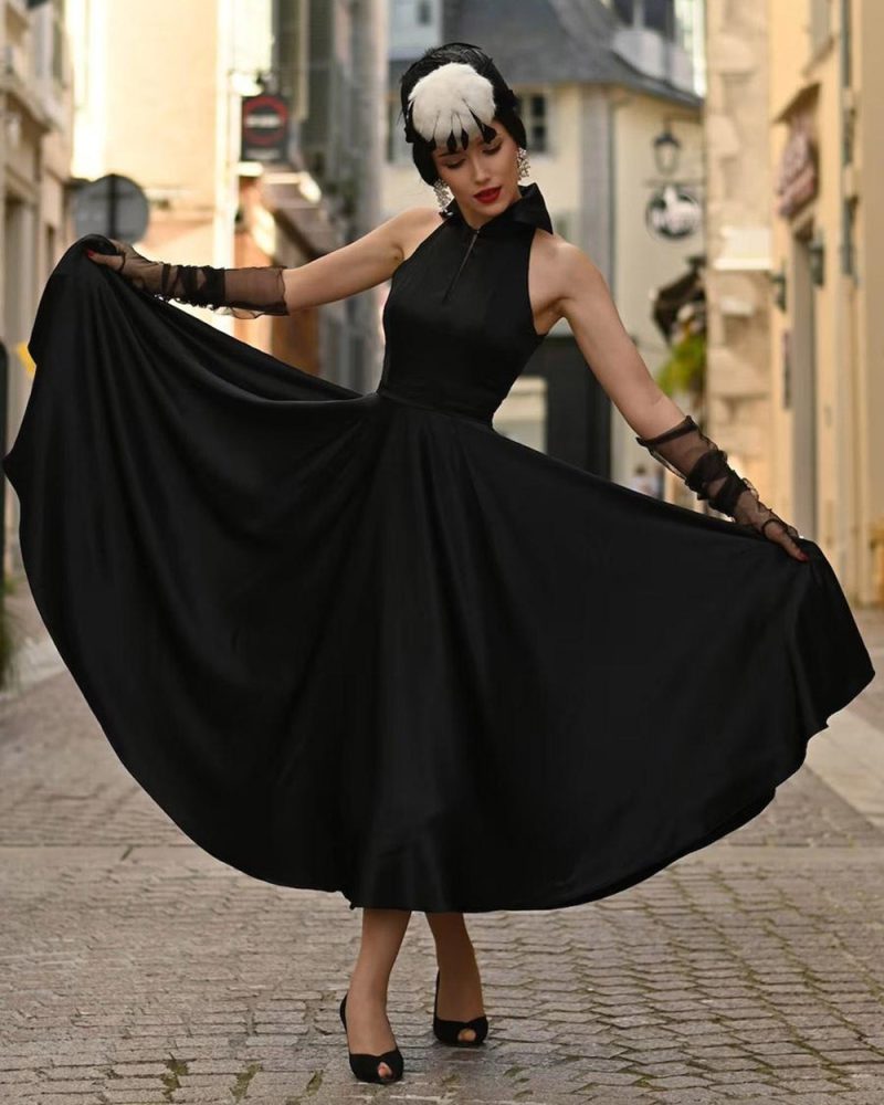 Black Wedding Dresses A-Line Sleeveless Satin Fabric Tea-Length Bridal Gown