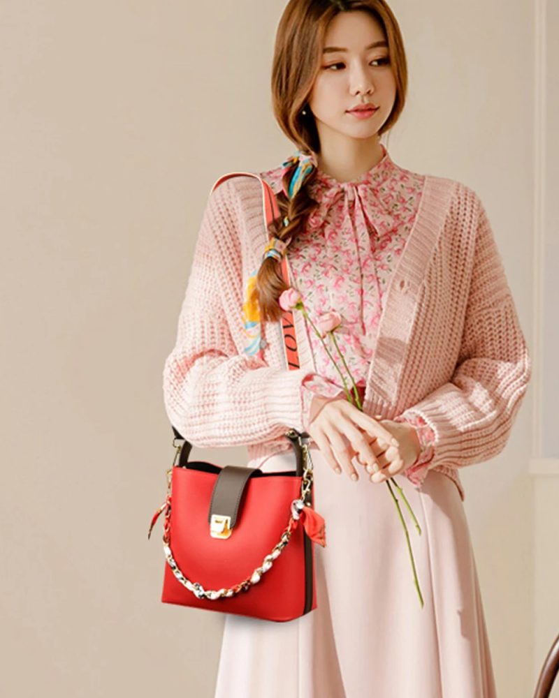 Designer Casual Bucket Soft Leather Chain Wide Strap Lock Shoulder Bag