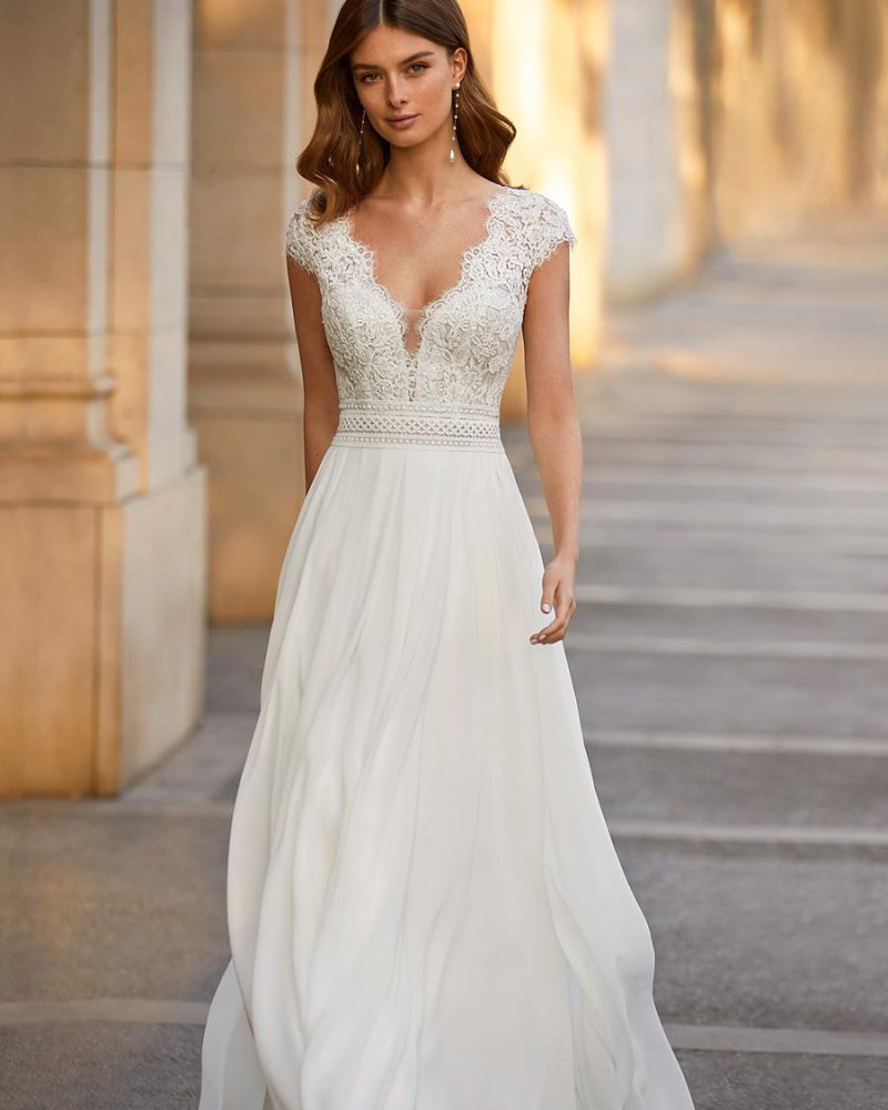Boho Wedding Dress Chiffon Lace Sweep Sleeveless V-Neck