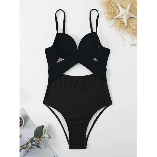 Contemporary Curve-Enhancing Swimsuit One Piece for Effortless Beach Fashion