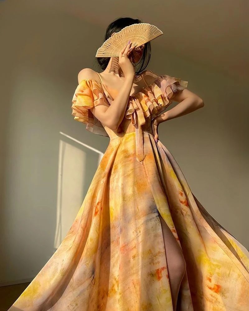 Feminine Flair Spaghetti Strap Dress – Women's Mid-Calf Vintage A-Line