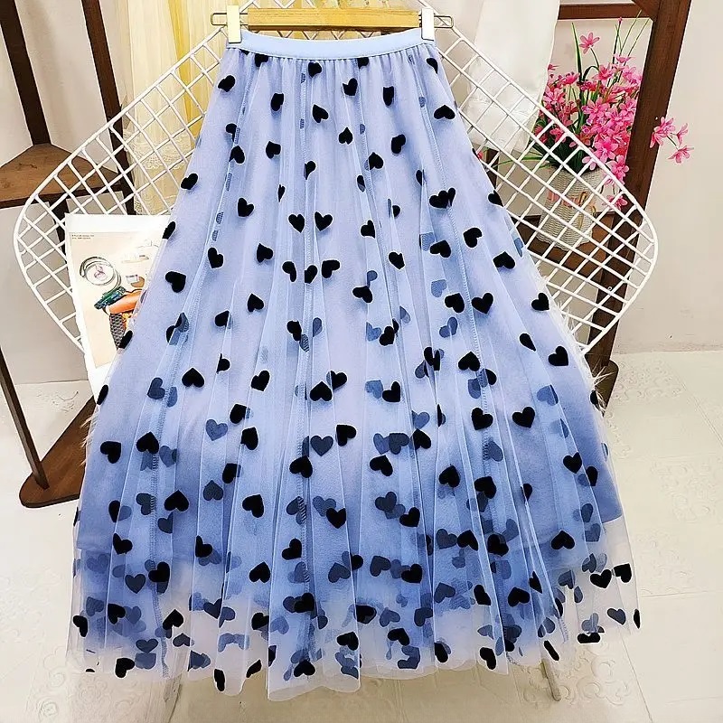 Graceful Heart Motif Tulle Midi Skirt Pleated Mesh Design with Elastic Waist for Modern Women
