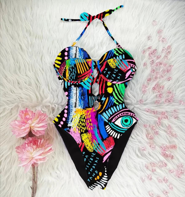 Luxe One Piece Swimwear Underwire Support for a Confident Beach Look