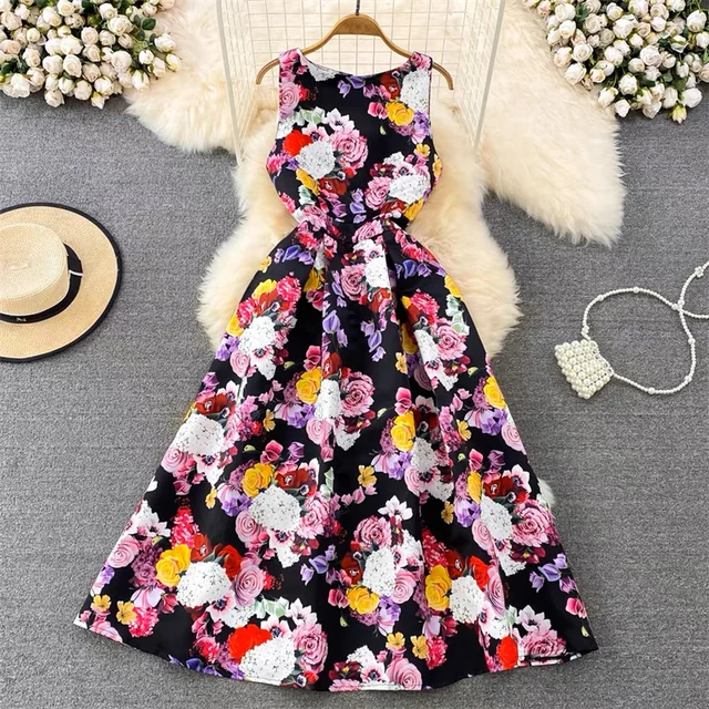 Office-Ready Sleeveless A-Line Dress with Charming Floral Pattern