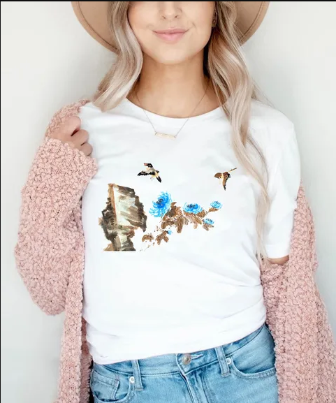 Sophisticated Print Tee – Embrace Summer with Style & Comfort