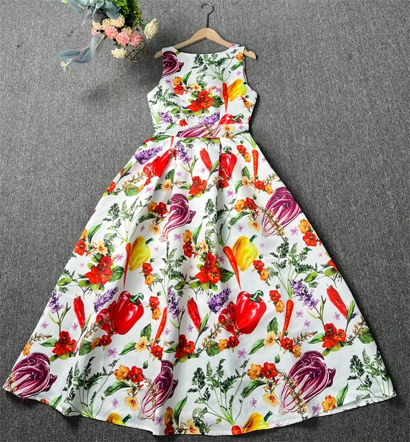 Timeless Sleeveless Floral A-Line Dress – Perfect for Workdays to Weekends