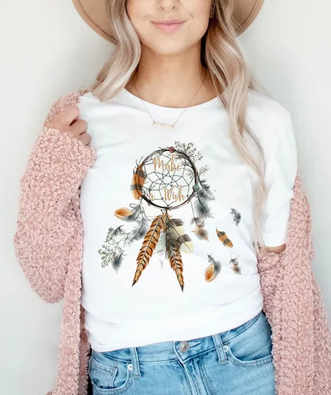 Vintage Vibe feather Print Top for Women - Casual Summer Essential