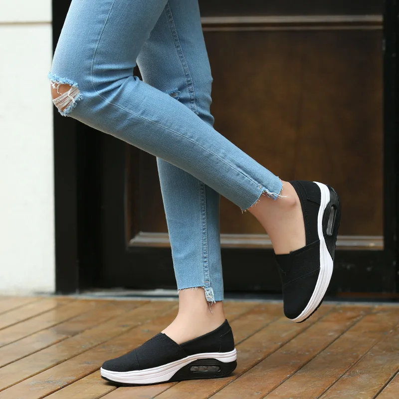 Women Canvas Shoes Comfortable Breathable Walking Shoes