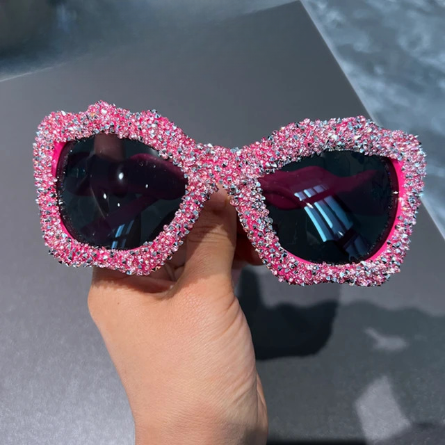 Big Wave Frame Diamond Sunglasses Fashion Vintage Trendy Sun Glasses Punk Oversized Luxury Eye-wear