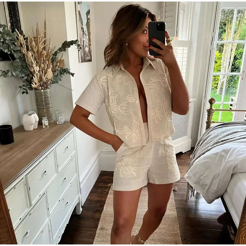 Casual Solid Print Shorts And Short Sleeved Single Breasted Outfit