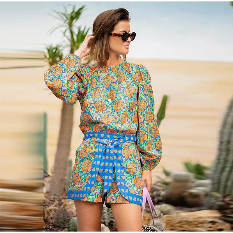 Casual Flower Print Shorts And Lantern Long Sleeve Tops Street Outfits