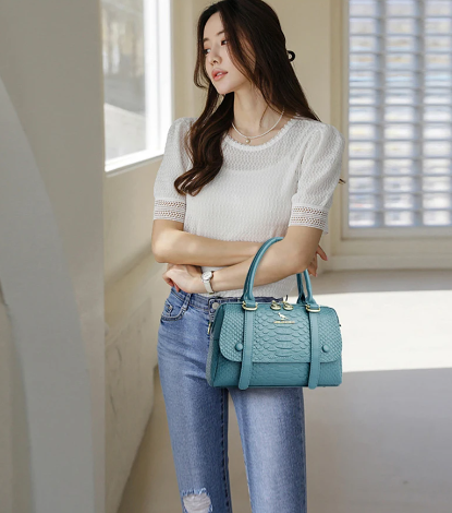 Soft Alligator Pattern Leather Casual Tote Cross body Bags