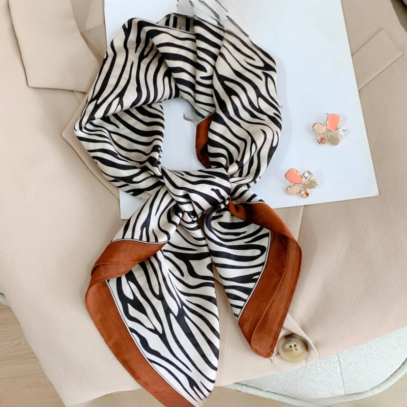 Neckerchief Square Luxury Printed Beautiful And Vintage Scarves - Image 3