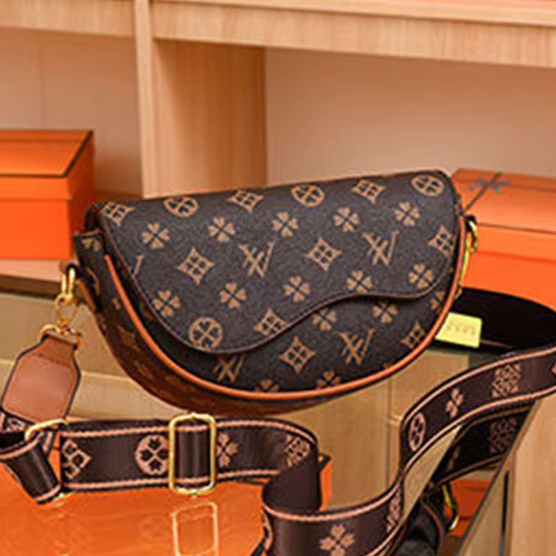 Casual Designer Large Capacity Shoulder Bags