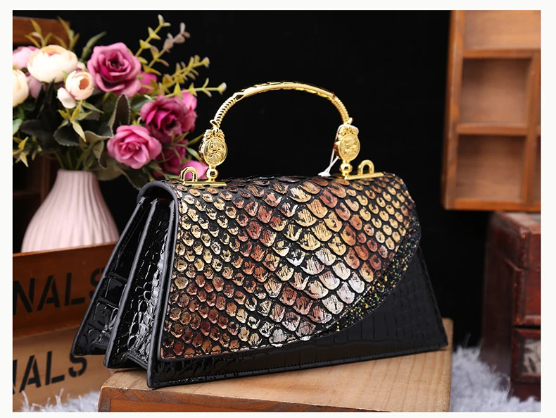 tinywow_S7bbc11bd971d4066888ca02a05b236c58_61490589 Crocodile Pattern Fashion Crossbody Shell Bag