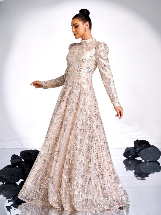 A Line Round Neck Long Sleeved Solid Elegant And Vintage Maxi Dresses