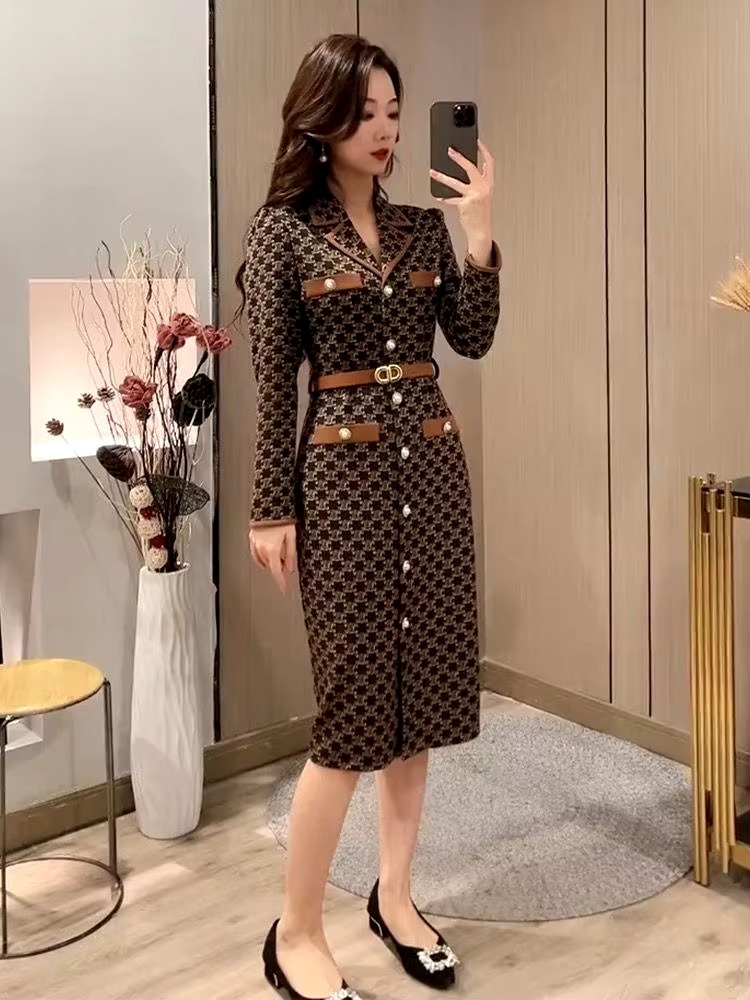 Casual Printed Full Sleeve Notched Slight Stretch slim waist high dress