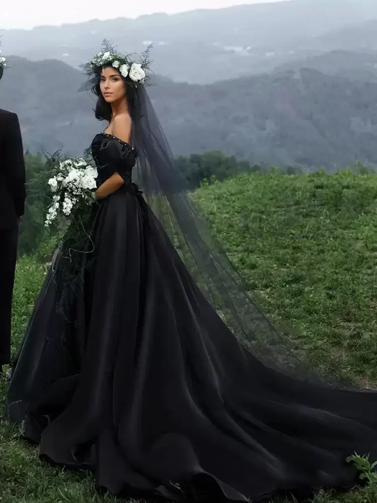 Elegant Silhouette Natural Waist Beaded With Train Wedding Princess Dress