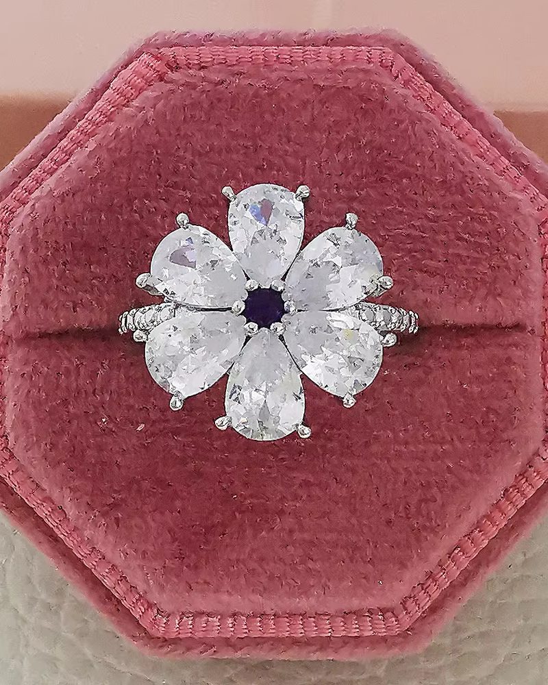 S36aa909507dd4b48bf393faa2e7948ecc Luxury Pear Petals Designer Flower Silver Color