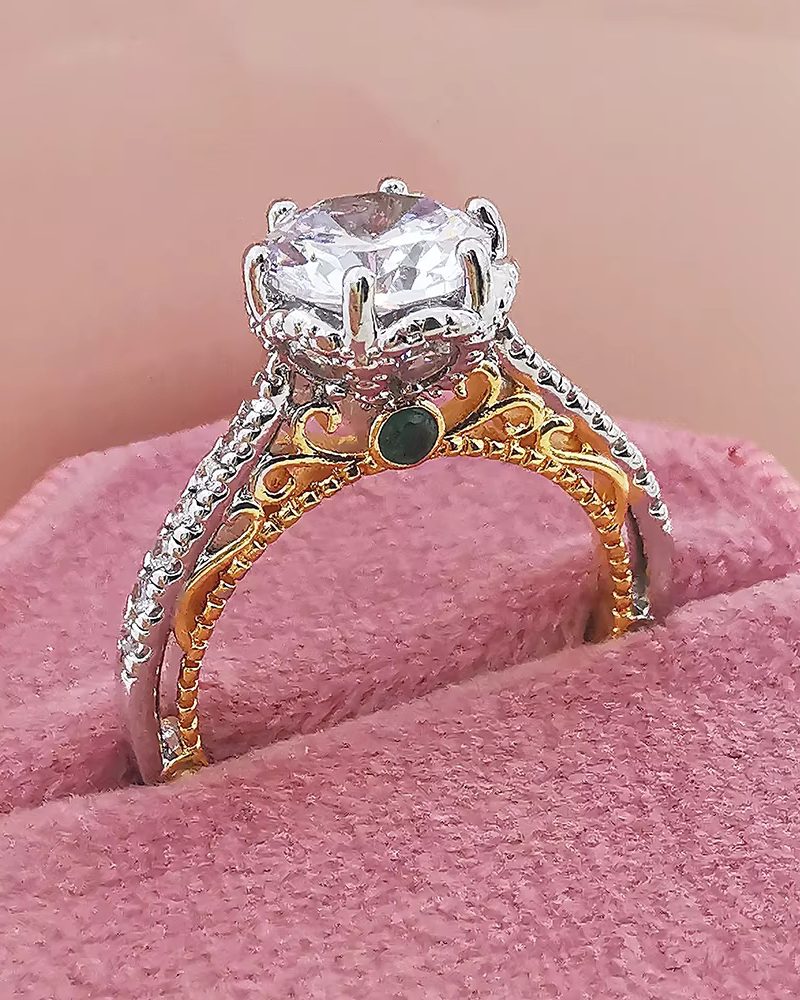 Two-color Hollowed Ladies Halo Exquisite Ring