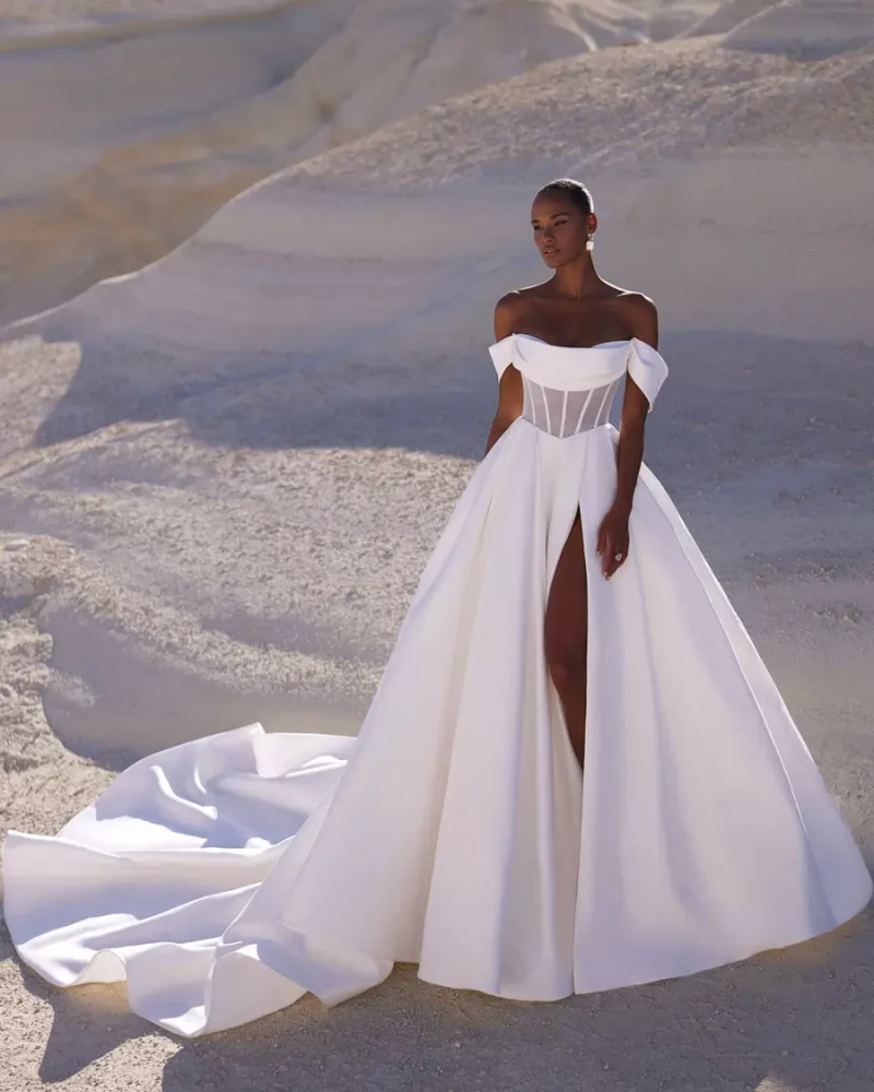 Simple A-Line Designed Neckline Short Sleeves Cut Out Bridal Wedding Ball Gown