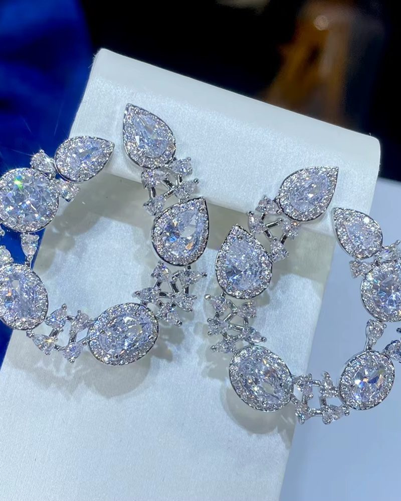 C Shape Cut from Different Specs of Cubic Zirconia Stud Earrings