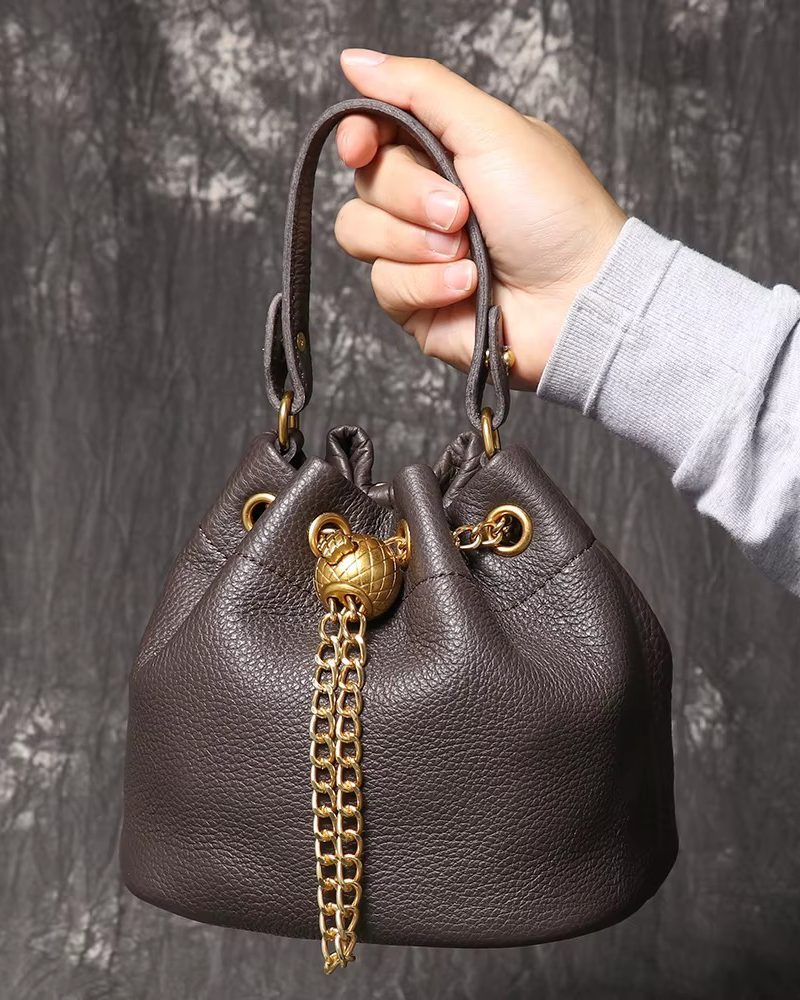 Metal Drawstring Genuine Leather Chain Vintage Bucket Mobile Phone Bag