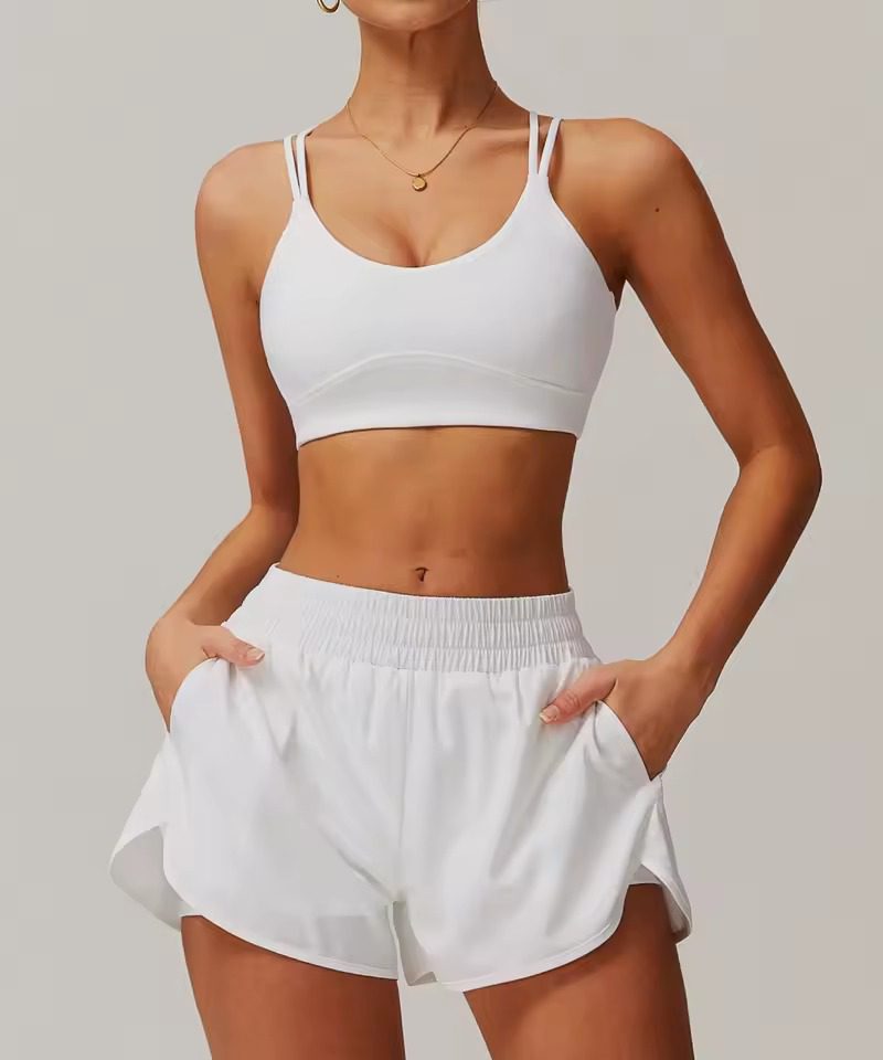 Trendy Breathable Sports Bra And Shorts Nylon Sportswear