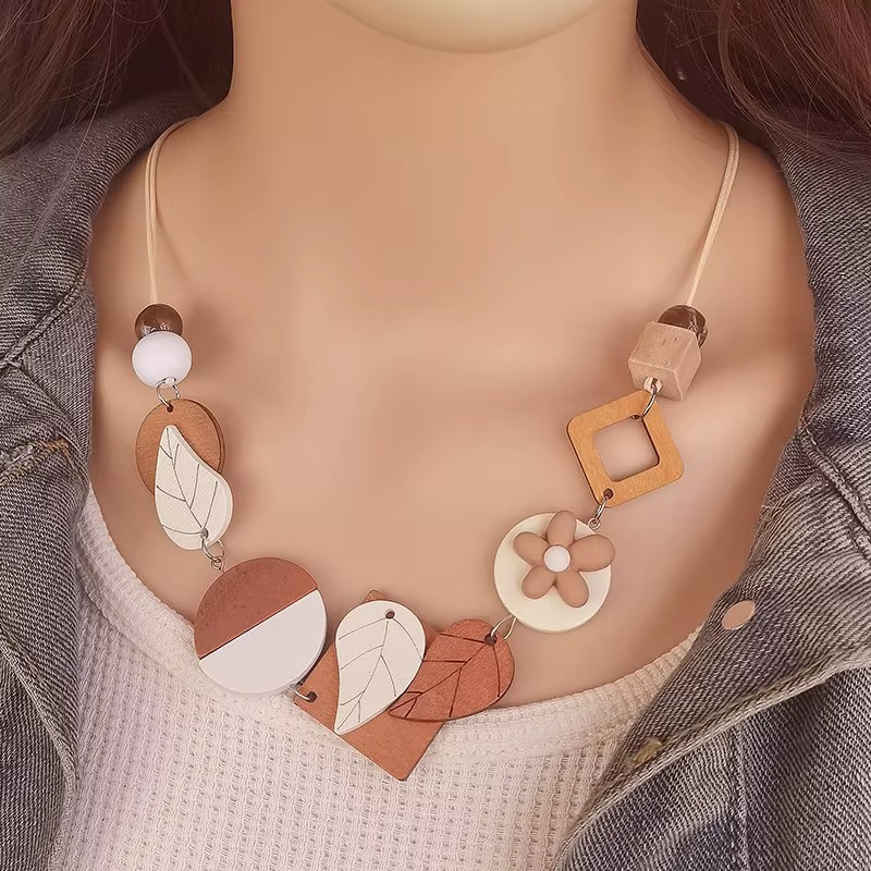 Vintage Ethnic Style with Wooden Decorations Pendants Handmade Necklace - Image 3