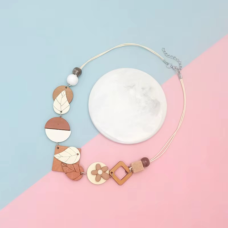 Vintage Ethnic Style with Wooden Decorations Pendants Handmade Necklace - Image 7