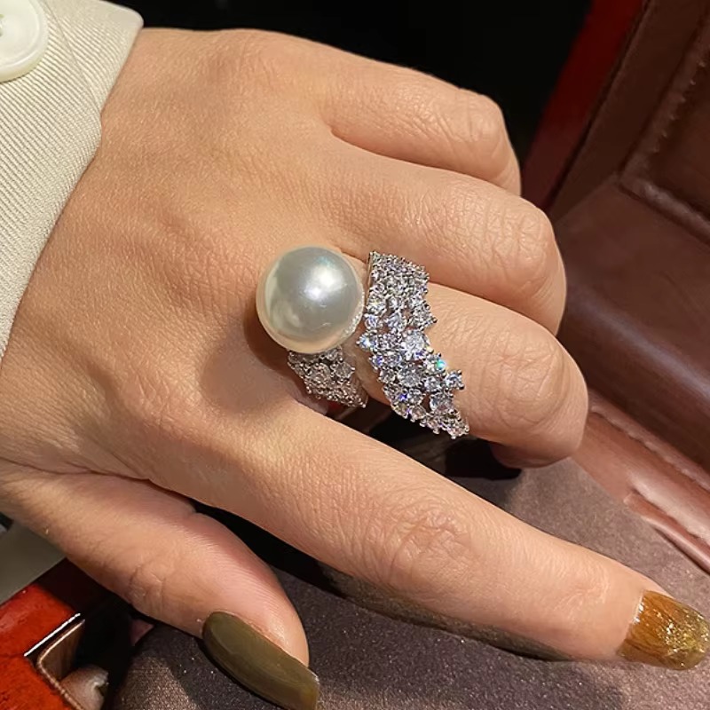 Gorgeous Graceful Simulated Pearl Wedding Party Finger Ring