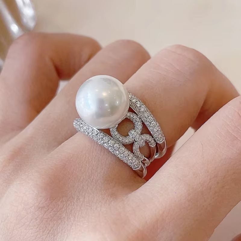 Luxury Bridal Simulated Pearl Wedding Band Bright Zirconia Ring